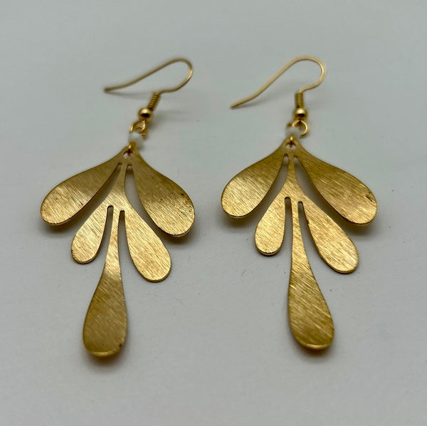 Be-Leaf Earrings